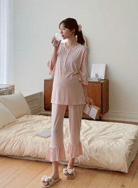 韓国授乳服*レーヨン生地フリル上下セット【授乳対応】【パジャマ】